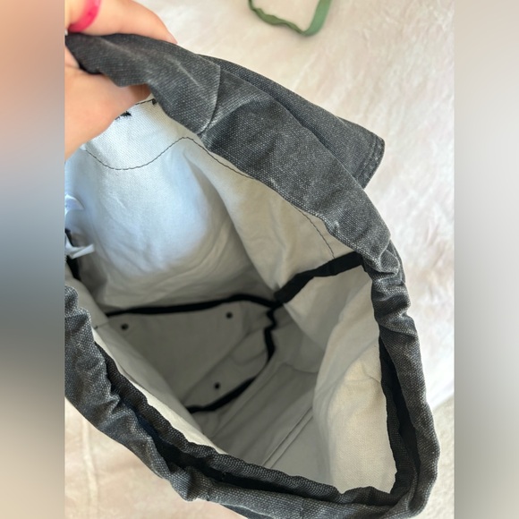 Backpack 🎒 - Picture 3 of 6